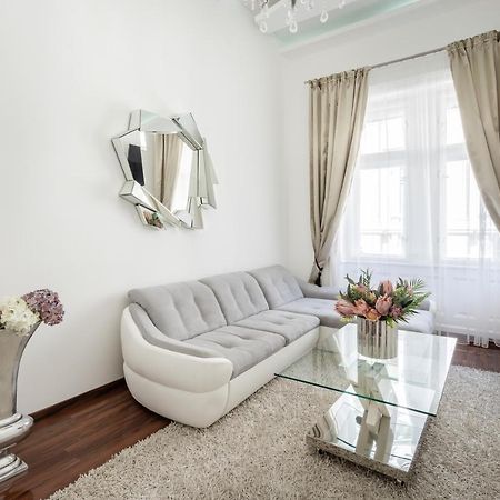 Opera Luxury Apartment With Free Parking Будапеща Екстериор снимка