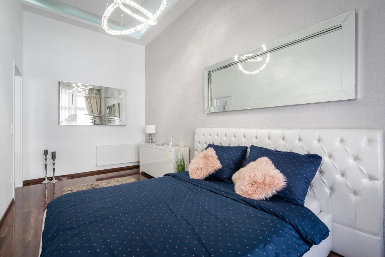 Opera Luxury Apartment With Free Parking Будапеща Екстериор снимка